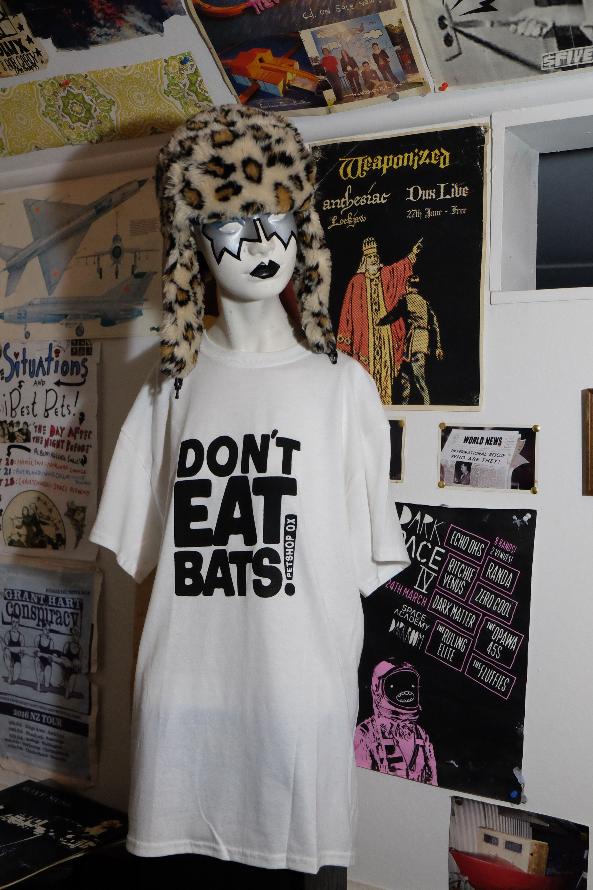 Don't eat bats tee.