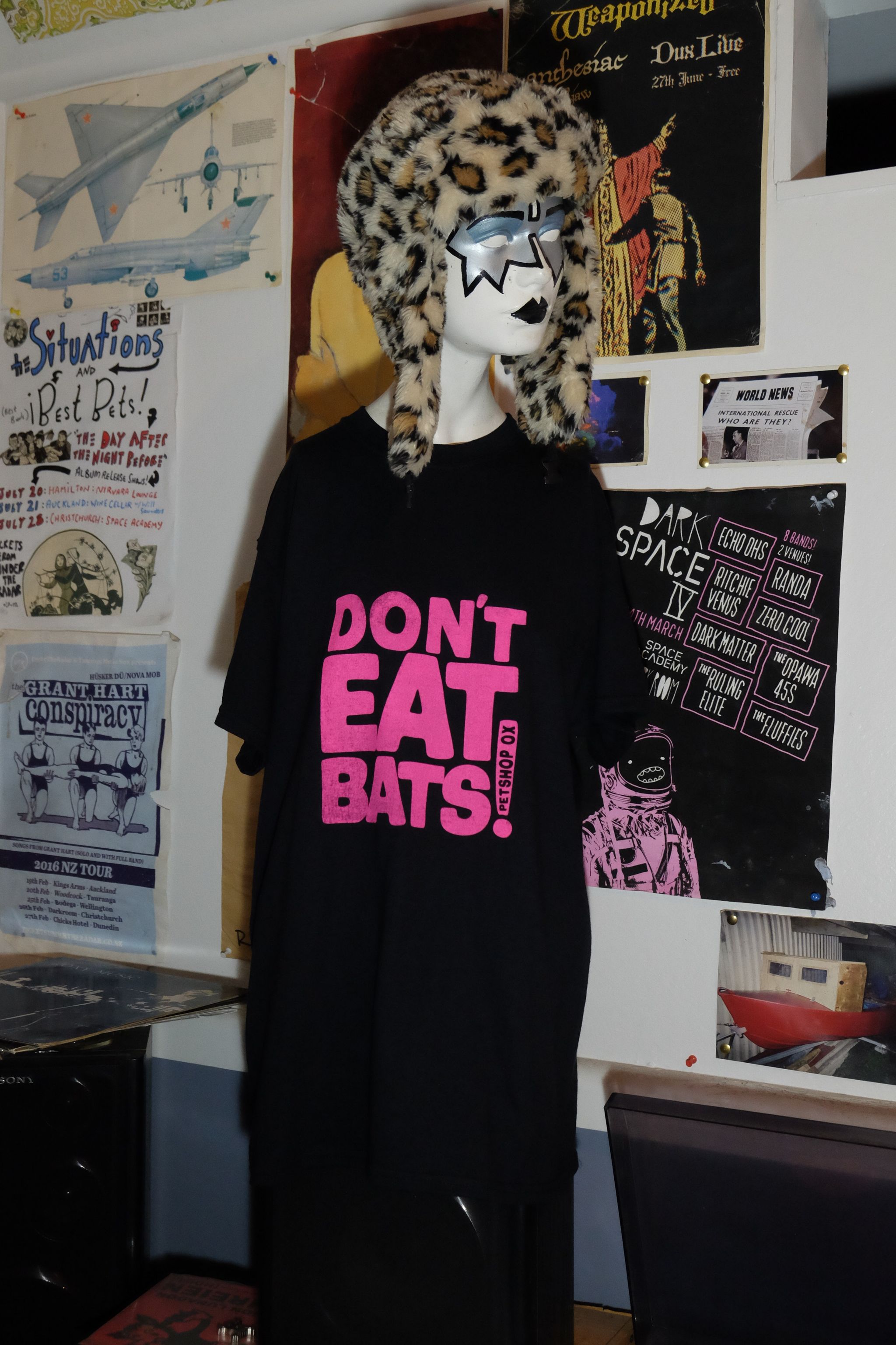 Don't eat bats tee.